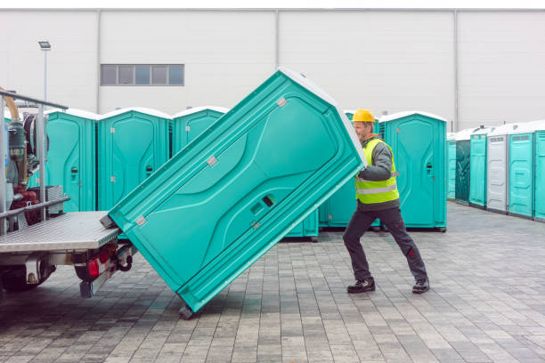 Porta potty delivery and setup in North Vacherie, LA